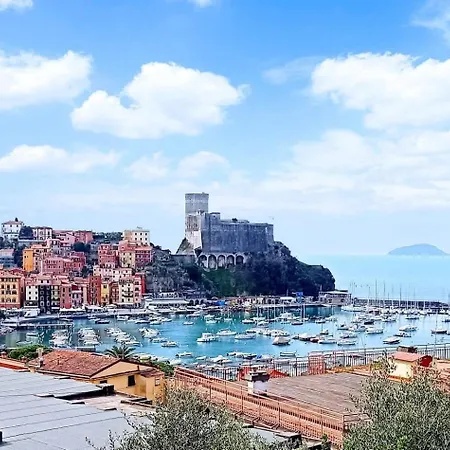 Apartment Fra Le Cinque Terre E La Versilia Marinella di Sarzana